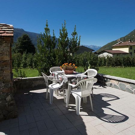 Hotel Free Hugs Mazzo di Valtellina Exterior foto