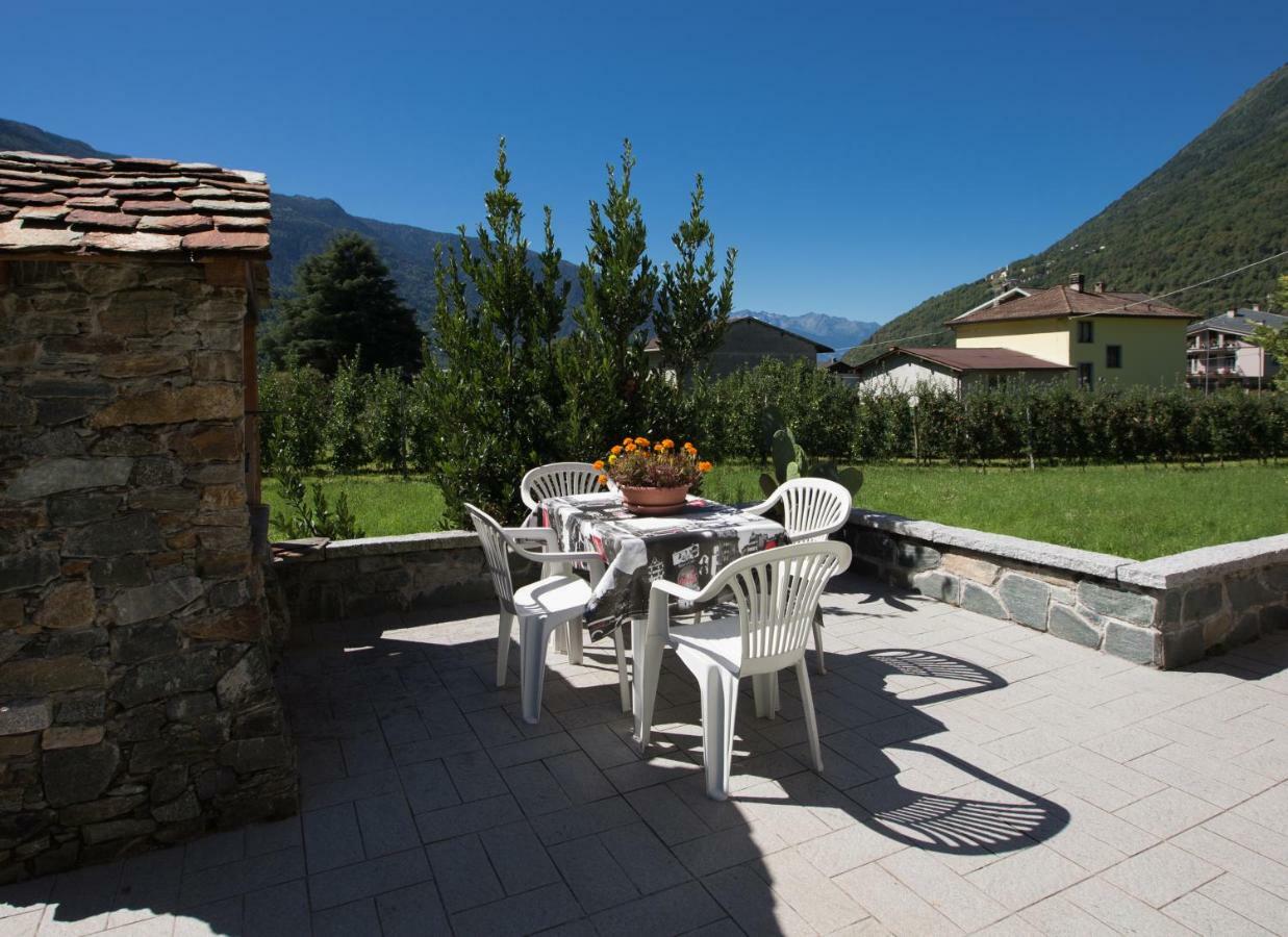 Hotel Free Hugs Mazzo di Valtellina Exterior foto